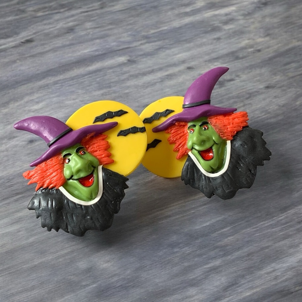Adorable Plastic Silly Witch Halloween Earrings